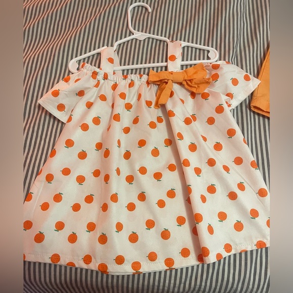 Toddler Off Shoulder Top & Shorts Set- size 120 (4T/5T) - Picture 2 of 3